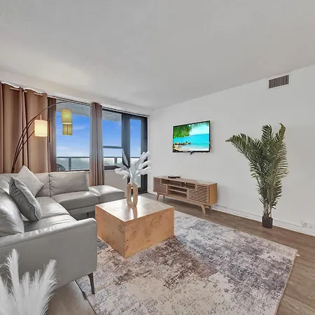 Ocean View Beach Retreat Beach Service 606
